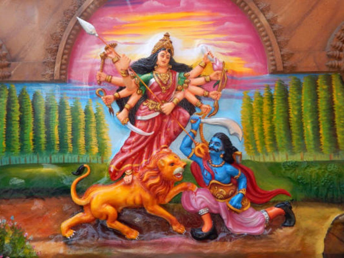The Art Man Durga Graphics Wall Poster ''MURTI Beautiful Wall Painting for  Living Room, Bedroom, Office, Hotels, Drawing Room Decoration | For Room &  Office (18 Inch X 12 Inch) : Amazon.in: