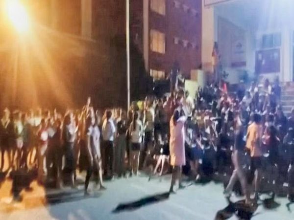 mohali university viral video, chandigarh university girls hostel