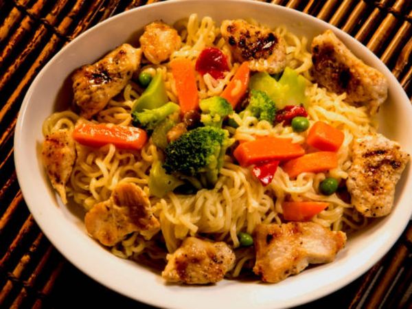 Chicken Pan Fried Noodles, Simple Recipe For Chicken Pan Fried Noodles