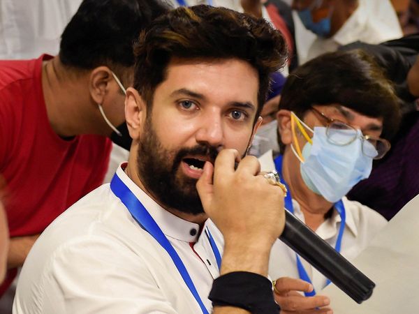 Chirag Paswas will take out 'Aasheervaad Yatra' from Hajipur, Uncle Paras raised objection, said this