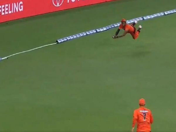 Chris Jordan catch in BBL