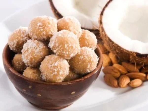 Coconut Mishri Laddoo