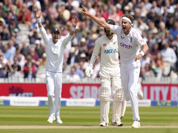 Colin-de-Grandhomme-run-out-lords