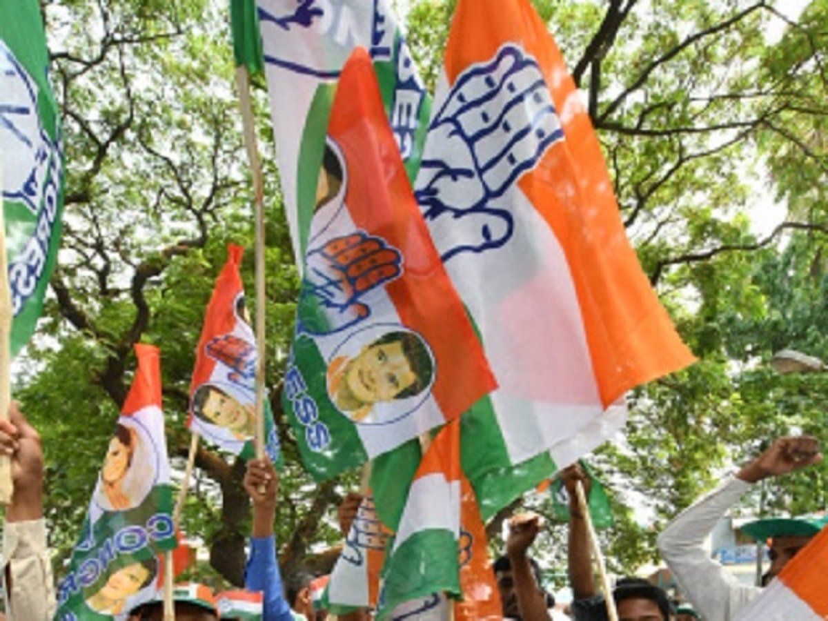 UP Chunav से पहले कांग्रेस का लगा बड़ा झटका, दो दिग्गज नेताओं ने छोड़ी पार्टी