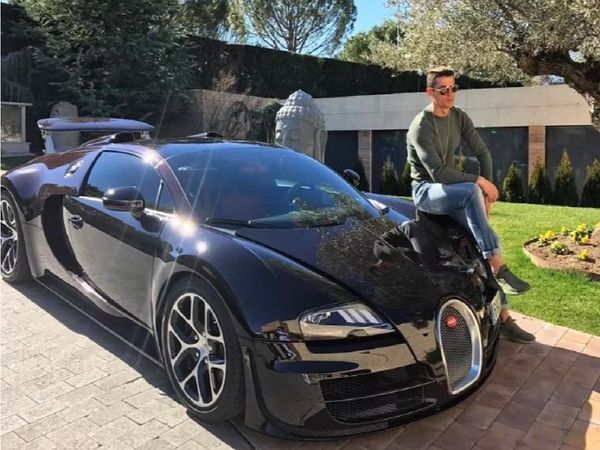 Cristiano Ronaldo Bugatti Veyron Crashed In Spain