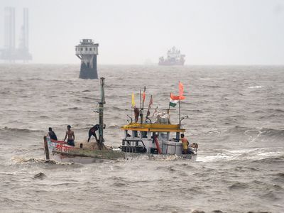 Cyclone Tauktae havoc in Arabian Sea, many people die Cyclone Tauktae havoc in Arabian Sea, many people die