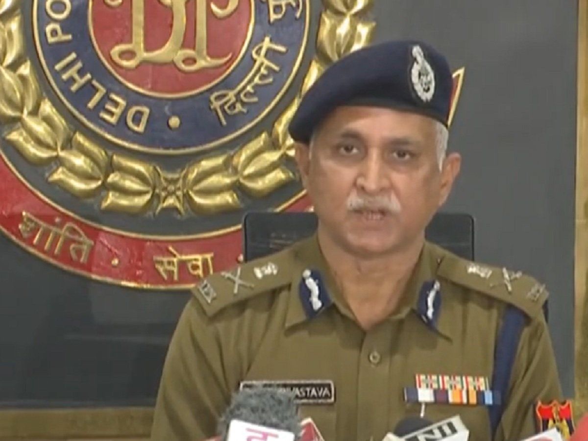 हिंसा पर दिल्ली पुलिस कमिश्नर ने कहा- किसानों ने किया विश्वासघात, उपद्रवी तत्वों को आगे किया