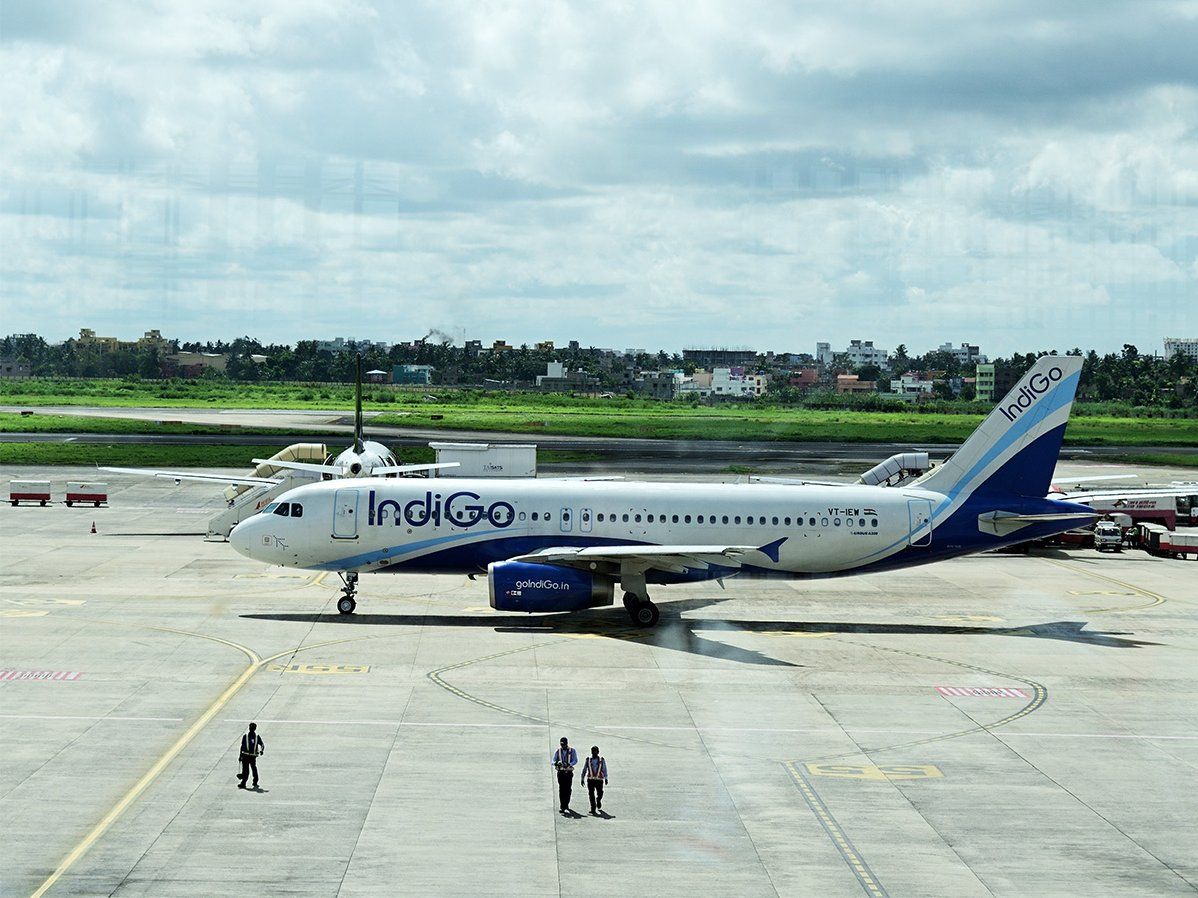 Indigo Flight: दिव्यांग बच्चे को इंडिगो फ्लाइट में उड़ान भरने से रोकने पर DGCA ने जारी किया 'कारण बताओ नोटिस'