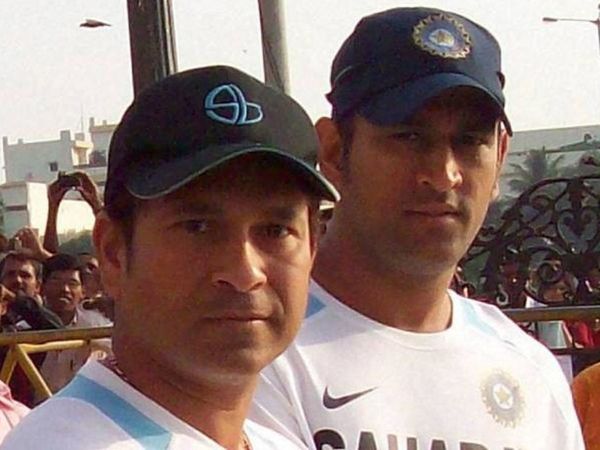 Sachin Tendulkar with MS Dhoni