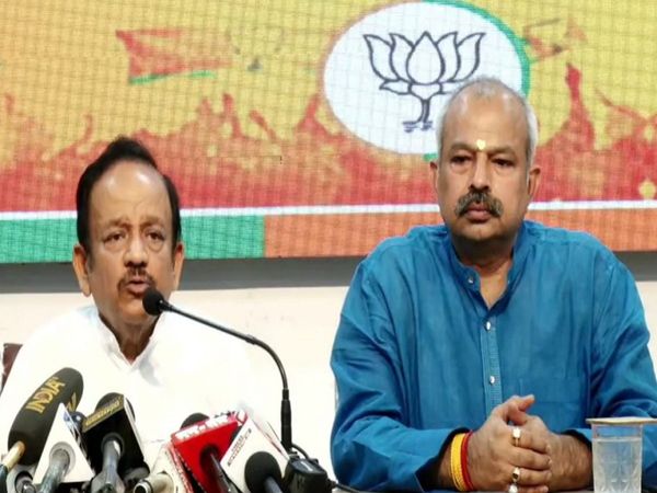 BJP says Kejriwal and Sisodia have started talking about various things due to fear of being exposed