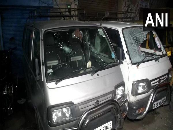 Unknown persons vandalised several vehicles and allegedly fired a few rounds in the air in Mori Gate Delhi 