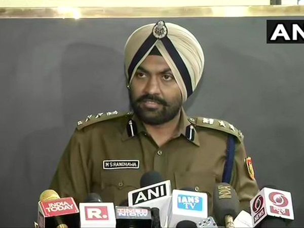 नागरिकता कानून का विरोध:  जामिया छात्रों के प्रदर्शन के दौरान क्या हुआ, जानिए पूरा घटनाक्रम [VIDEO]