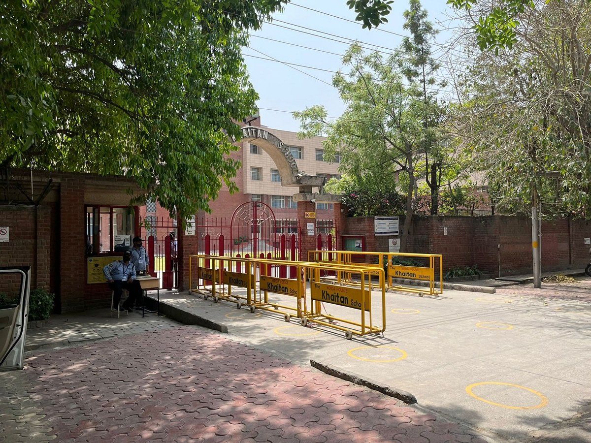 Delhi-NCR में बच्चों में कोरोना का विस्फोट, 24 घंटे में 16 नए छात्र हुए कोविड पॉजिटिव