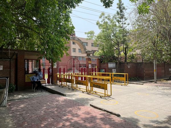 Corona explosion among children in Delhi-NCR, 16 new students became Covid positive in 24 hours