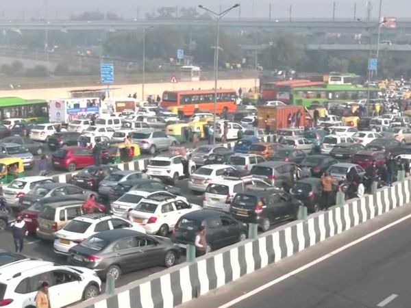  jam on dhaulakuan road