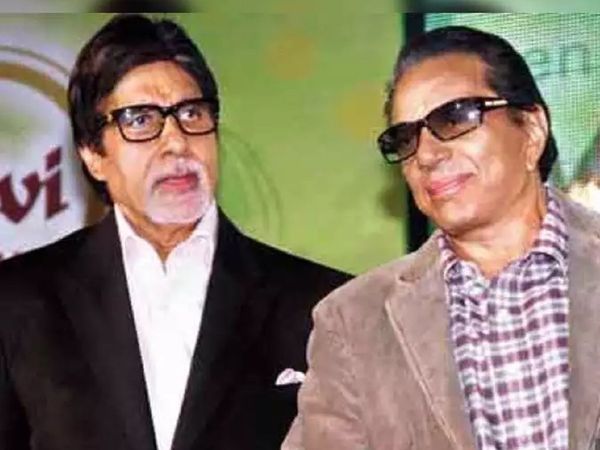 Dharmendra and Amitabh Bachchan