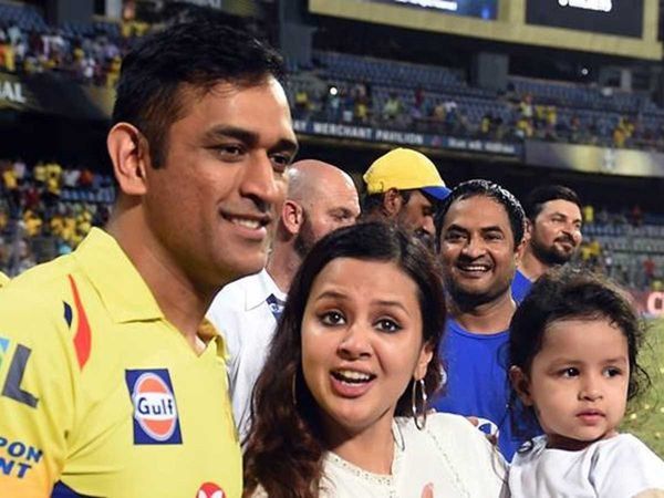 MS Dhoni Sakshi and Ziva 
