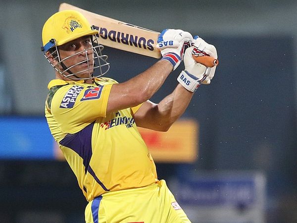 Virender Sehwag and Wasim Jaffer praise MS Dhoni