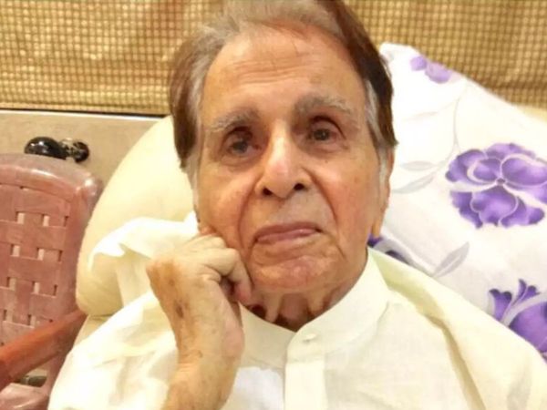 Dilip Kumar in complete isolation to avoid Coronavirus