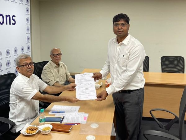 Dilip Tirkey elected as new hockey India president