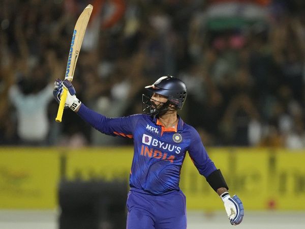 Dinesh-Karthik-First-T20I-Fifty