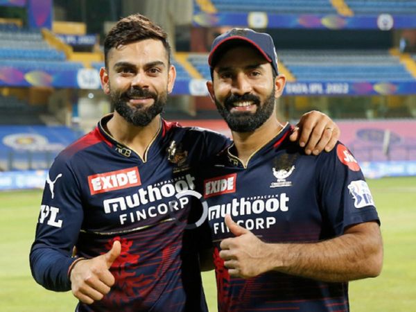 Dinesh-Karthik-Virat-Kohli