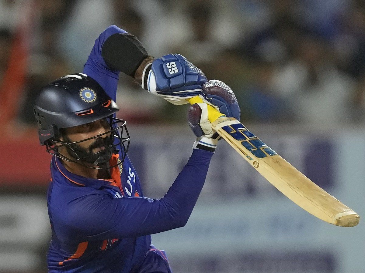 कार्तिक ने तूफानी बल्लेबाजी से जीता द्रविड़ का दिल, हेड कोच ने टी20 विश्व कप को लेकर कही बड़ी बात