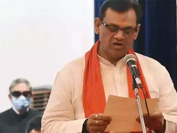 Dinesh Khatik resign