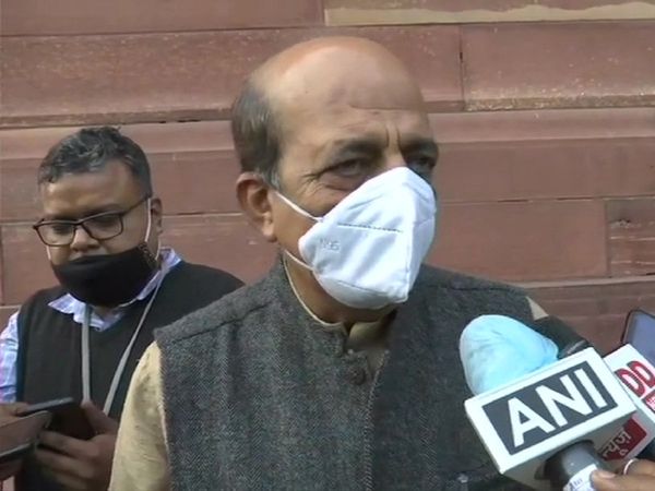 TMC पर बरसे दिनेश त्रिवेदी, बोले- बंगाल को 'अंधेरे' में ले जाएगा 'भ्रष्‍टाचार और हिंसा का मॉडल'