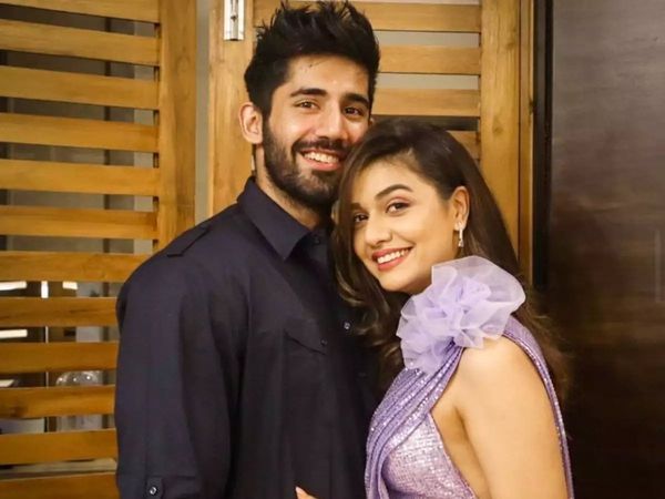 Divya Aggarwal, Varun Sood