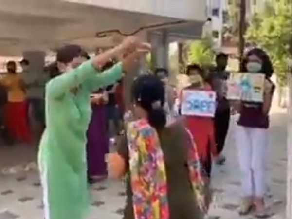 Home coming after 20 days doctor could not stop the tears