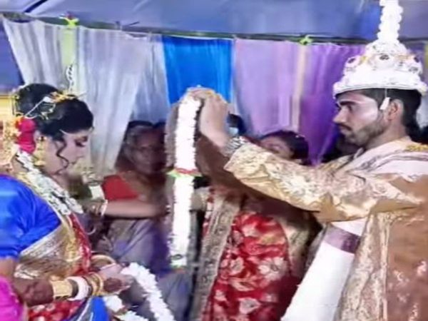 Dulha Dulhan Funny Video Bride Groom Funny Viral Video in Hindi