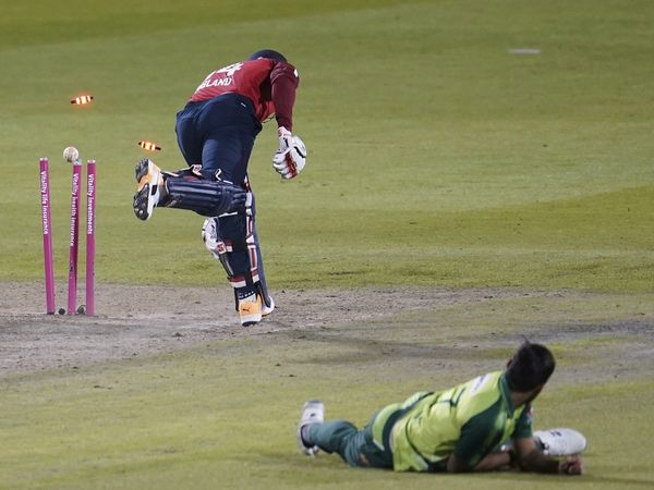 England vs Pakistan 3rd T20 result