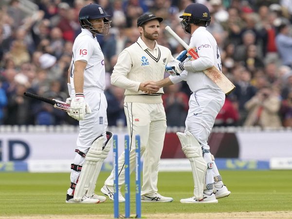 England-vs-New_zealand-Lords-Test
