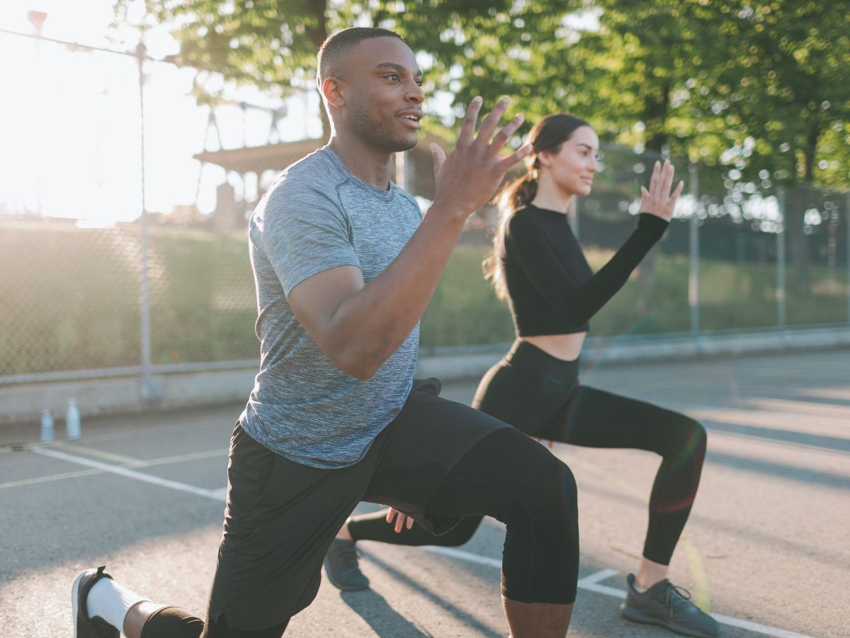 Exercise For Health: जो लोग दिन भर बैठे रहते हैं उन्हें जरूर करना चाहिए ये 4 एक्सरसाइज