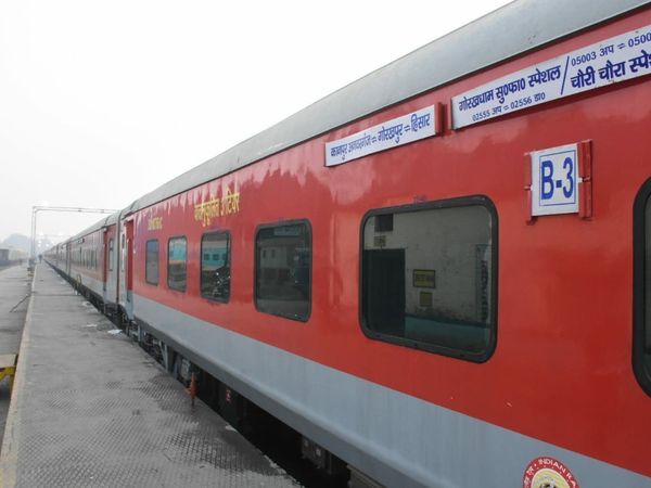 Getting food in train journey, curtains in coaches, blanket-bed sheets will start soon