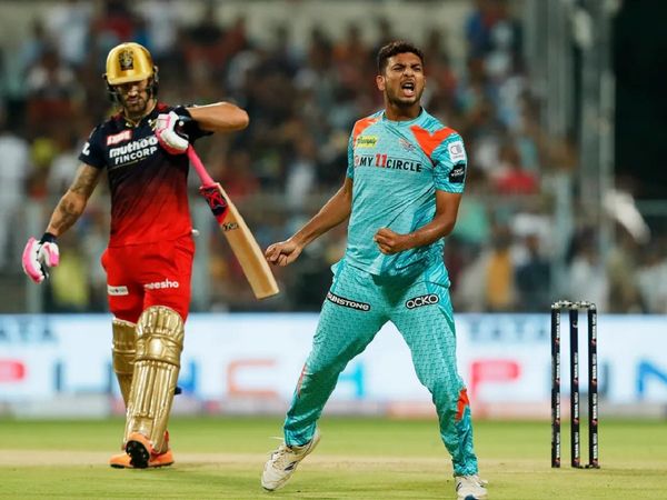 Faf-du-plessis-mohsin-khan