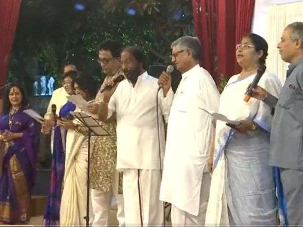 Farewell to Rajya Sabha MPs Did the ruling party, the opposition, the retiring MPs sang Kabhi Alvida na kehna, watch video