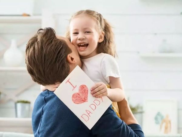 Happy Father’s Day 2021: fathers day wishes 2021,fathers day wishes from daughter,fathers day wishes from daughter in hindi,पिता दिवस 2021,पिता दिवस पर कुछ लाइनें,फादर्स डे विशेस इन हिंदी,फादर्स डे विशेस 2021,फादर्स डे ,फादर्स डे 2021,फादर्स डे विशेस इमेज