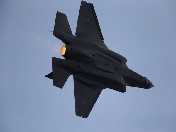 Israeli jets fly over Beirut terrifying residents on Christmas Eve