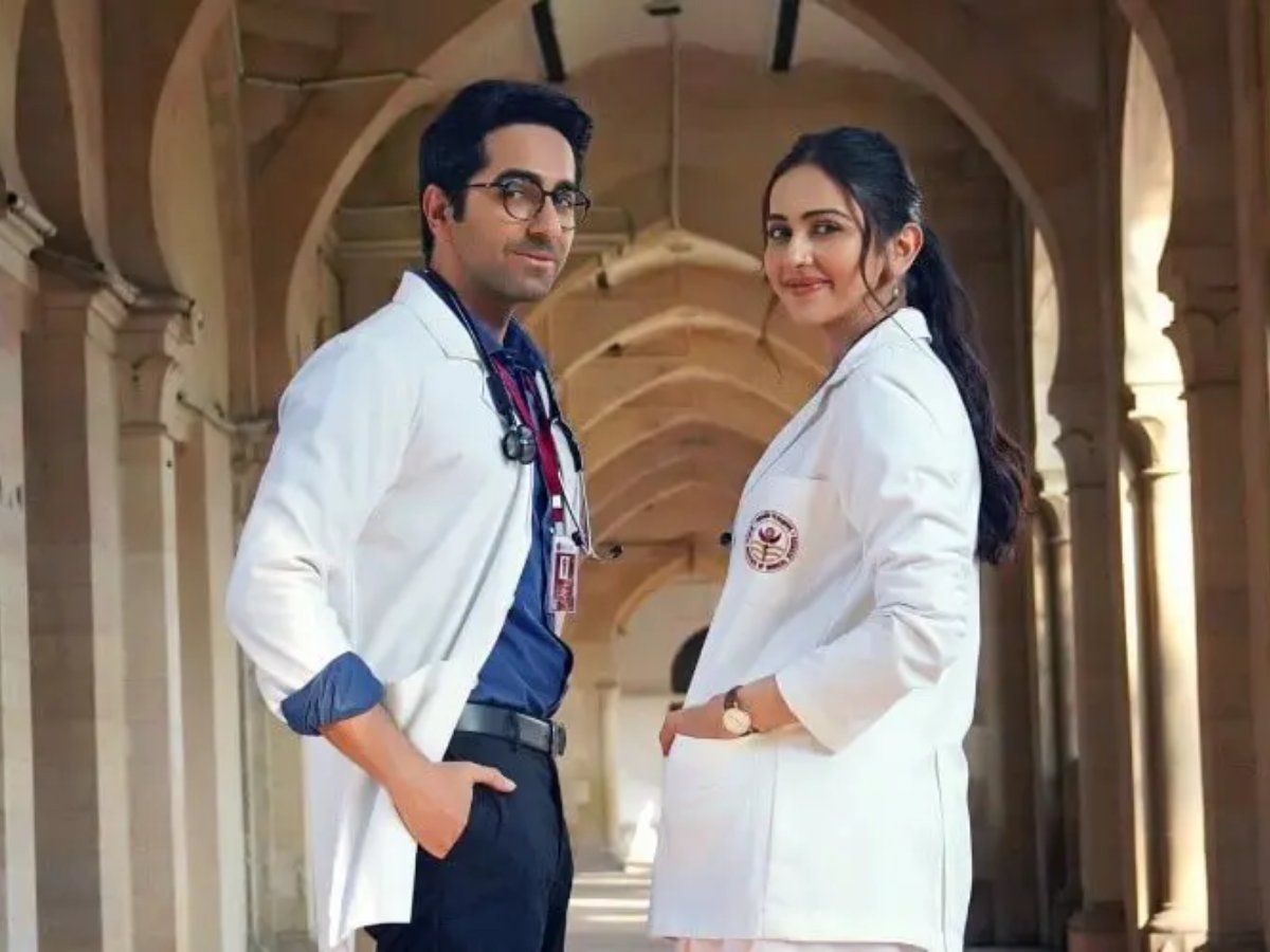 Brahmastra के बाद Doctor G बनी बॉलीवुड की उम्मीद, क्या रणबीर को पछाड़कर अब आयुष्मान खुराना बन पाएंगे BO किंग!