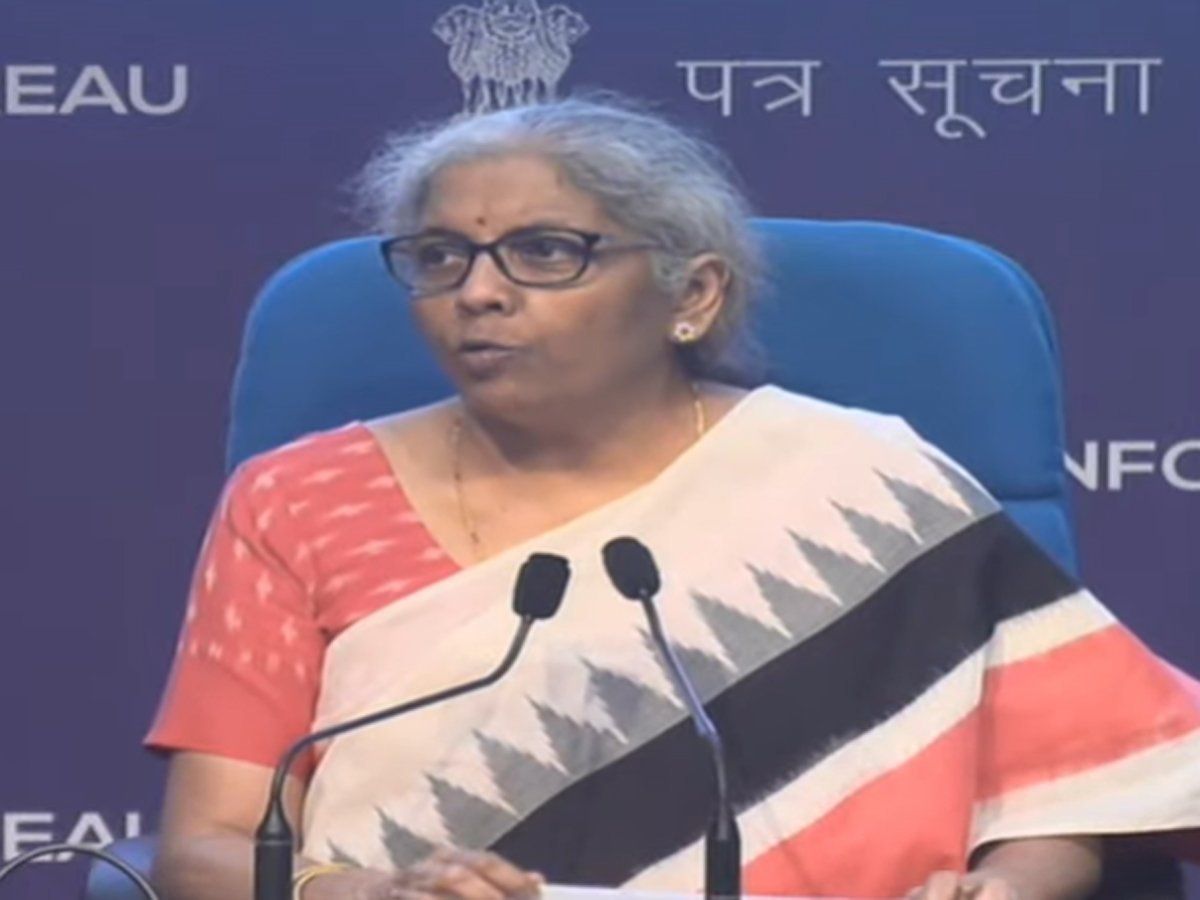 वित्त मंत्री निर्मला सीतारमण ने किए 8 राहत उपायों का ऐलान, किसानों को अतिरिक्त सब्सिडी