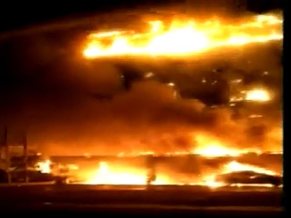 A huge fire broke out in a hotel in Jamnagar, Gujarat, several fire tenders on the spot