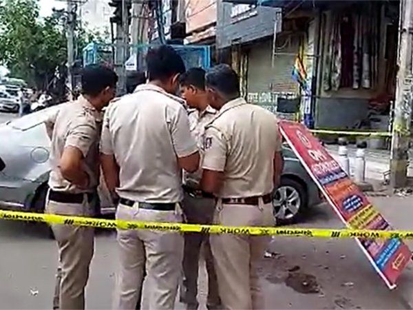 Firing at delhi property dealer