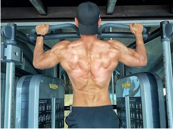 Actors Motivational Thoughts, Fitness ke liye actors ke vichar, Bollywood Actors Fitness Thoughts,  Akshay Kumar Fitness Tips, Salman Khan ki body ka raaz, John Abraham Ki Tarah Body kese banaye,