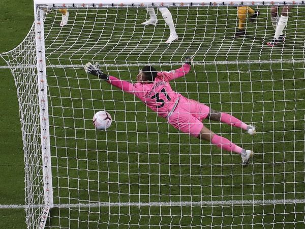 Social Distancing in football