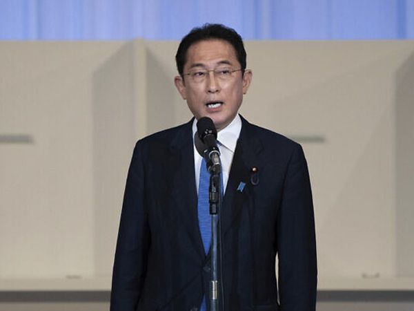  Russia bans Japan's Prime Minister and Foreign Minister from entering the country