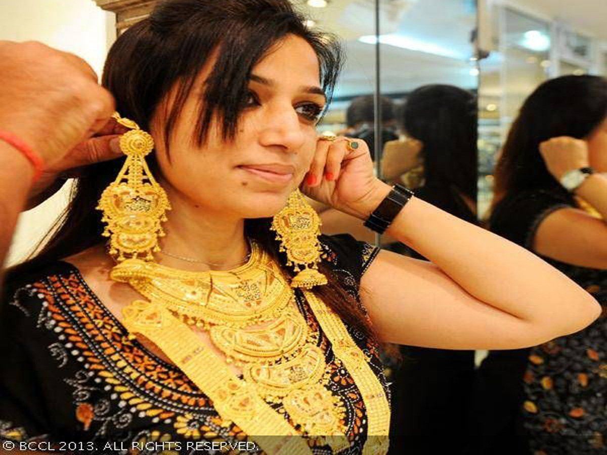 Gold price today, 29 July: सोना उछला, चांदी भी चमकी, जानिए अपने शहर के 24 कैरेट, 22 कैरेट का ताजा भाव