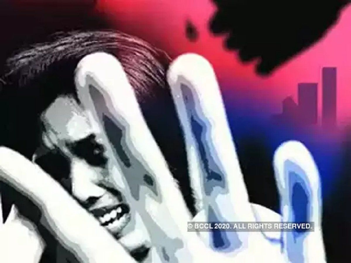 Balrampur: हाथरस के बाद अब बलरामपुर में दलित छात्रा से गैंगरेप, पीड़िता की मौत, दो आरोपी अरेस्ट