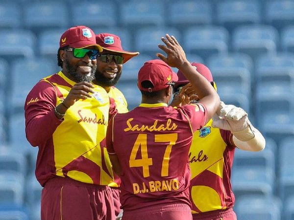 Chris Gayle and  Dwayne Bravo